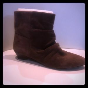 Nine West Workbook brown suede ankle boots Sz 6.5